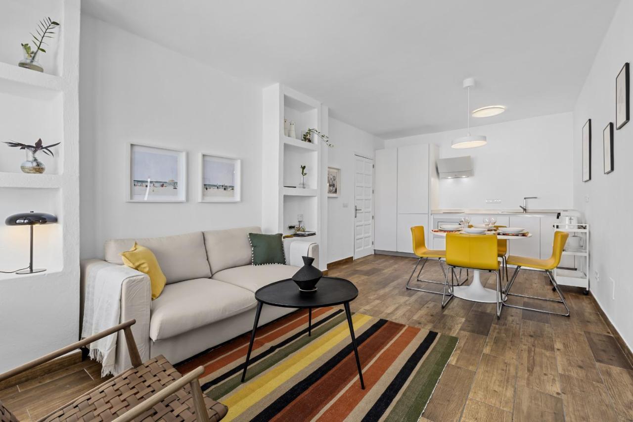 Апартаменты Casahost Casa Caracola Коста-Тегисе Экстерьер фото